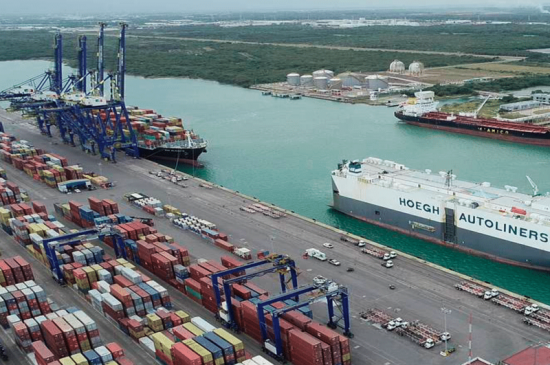 México vuelve al déficit comercial en septiembre pese al impulso exportador